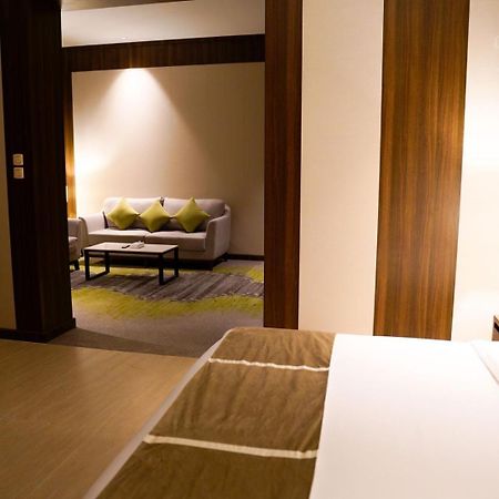 Azar Hotel Ahad Rafidah 外观 照片